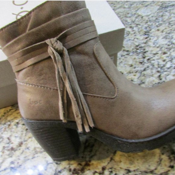 B.O.C BORN ALICUDI ANKLE BOOTS TAUPE WOMENS - Picture 1 of 7